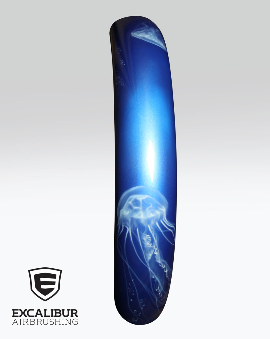 ‘Deadly Beautiful’ Chopper front fender designed and airbrushed by Ian